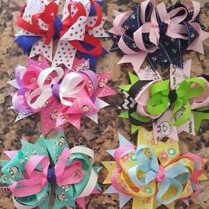 Girls 3 in bows